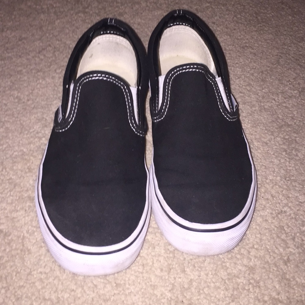 Black Vans Slip-on shoe